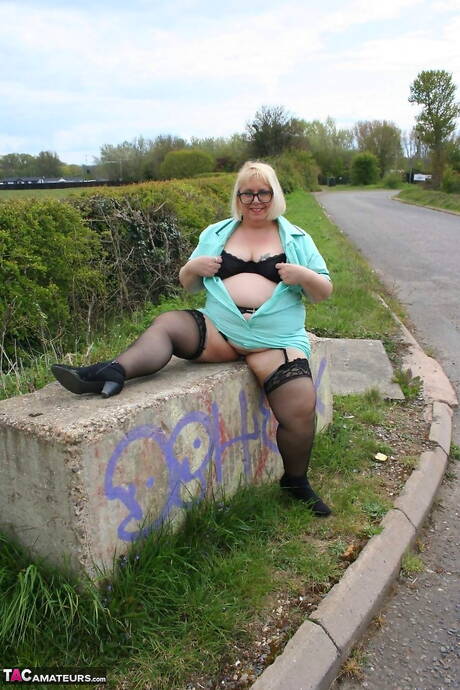 TAC Amateurs are pleased to offer you a free photos featuring Lexie Cummings xxx gallery 271051