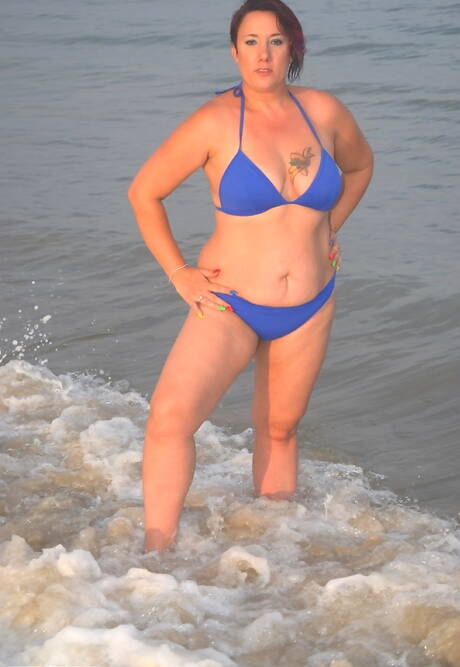 TAC Amateurs are proud to present you with a free pics featuring Sara Banks xxx gallery 272535